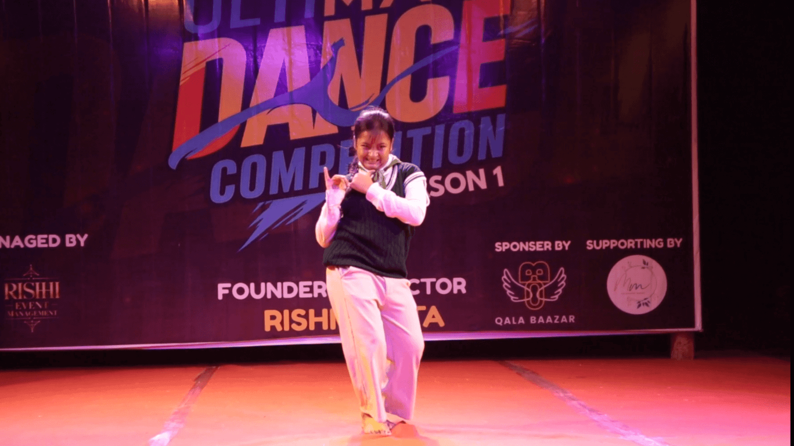 ISHITA DARI | ULTIMATE DANCE COMPETITION | SEASON 1